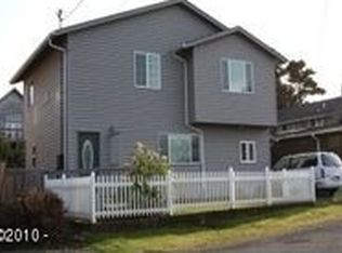 1946 NE 58th St, Lincoln City, OR 97367