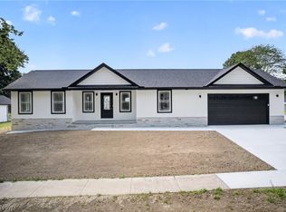 30 W Market St, Marshallville, OH 44645