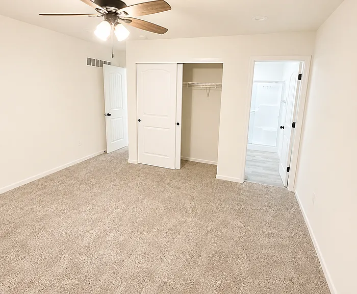 102 Doctrine Dr — Photo 11