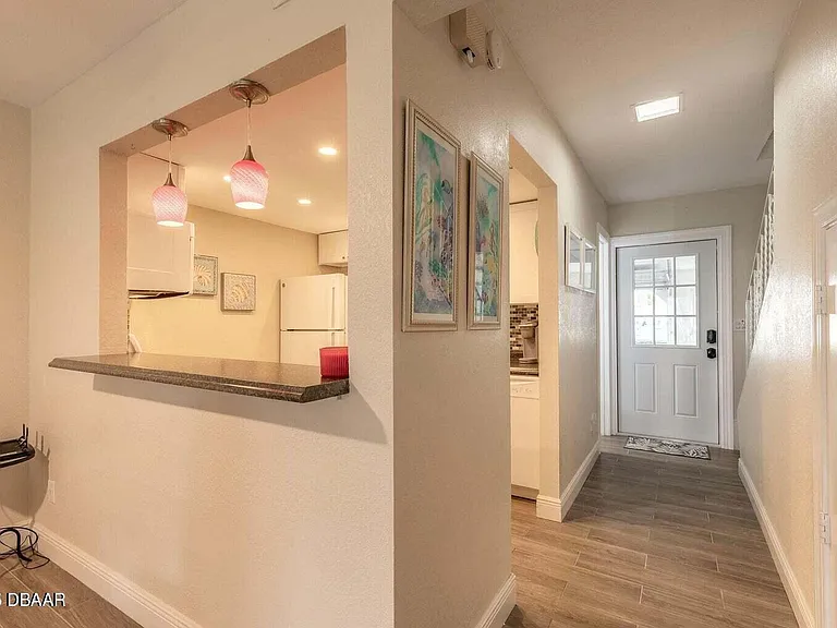 2750 Ocean Shore Blvd #19 — Photo 7
