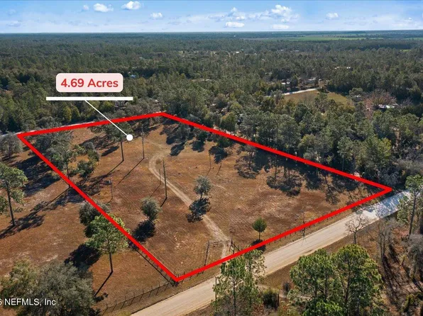 5551 NE 106 Court, Bronson, FL 32621