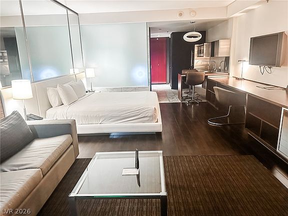 3rd image of 4381 W Flamingo Rd #2109