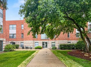3275 Kirchoff Rd APT 131, Rolling Meadows, IL 60008