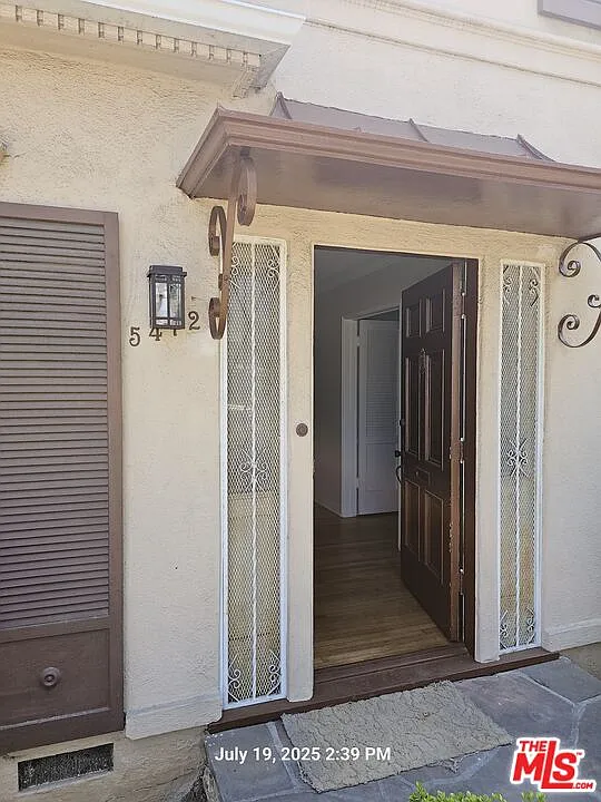2 bed, 1.0 bath, 1000 sqft, $2,595 — Photo 1