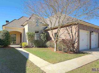 19426 Kelly Wood Ct, Baton Rouge, LA 70809