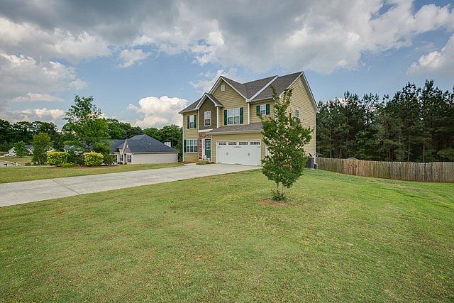 1st image of 165 Miller Dr