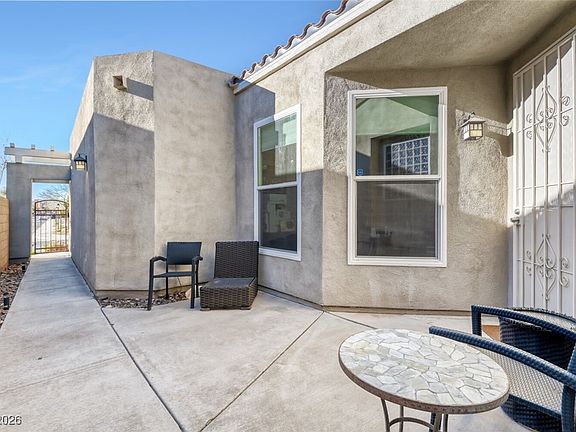 3rd image of 9152 Aqueduct St