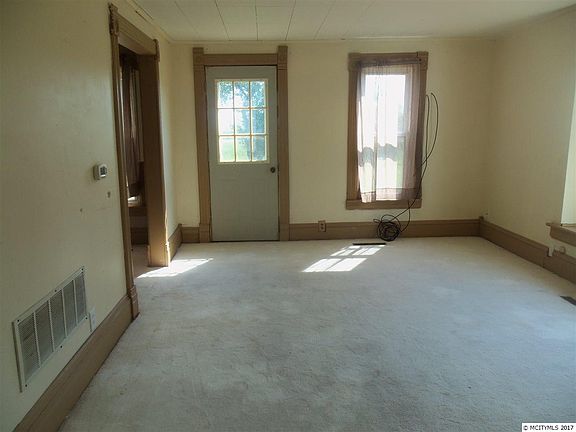 5th image of 23718 Vine Ave