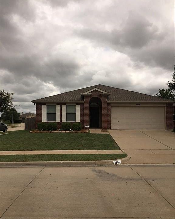 1st image of 1701 Two Hawks Dr