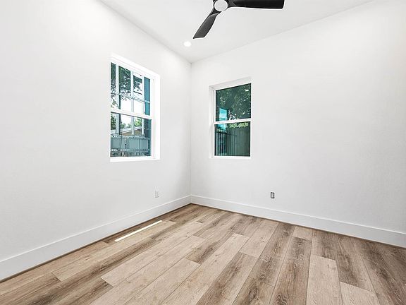4th image of 319 N Nagle St