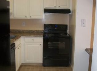 4 Cameron Ct APT G, Nottingham, MD 21236