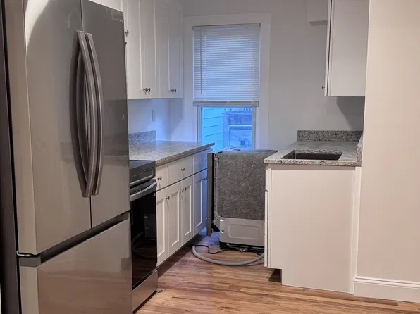 330 Main St #6, Biddeford, ME 04005
