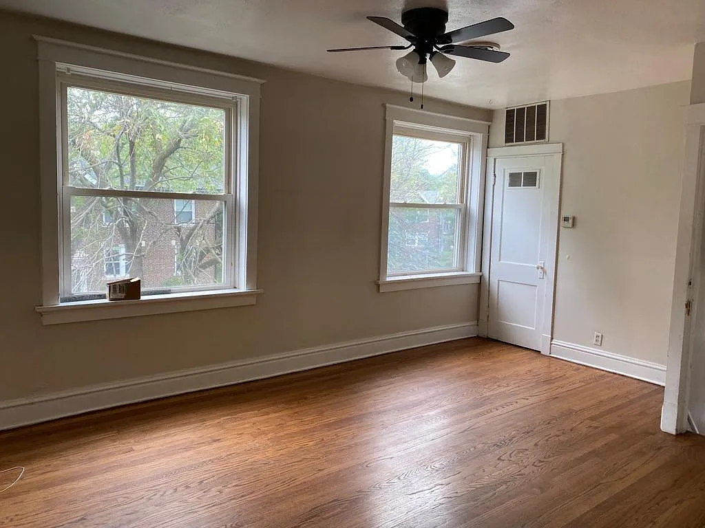 2143A Maury Ave — Photo 4