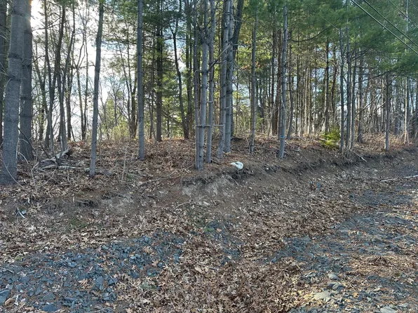 52 & 53 Bayberry Ln, West Springfield, MA 01089