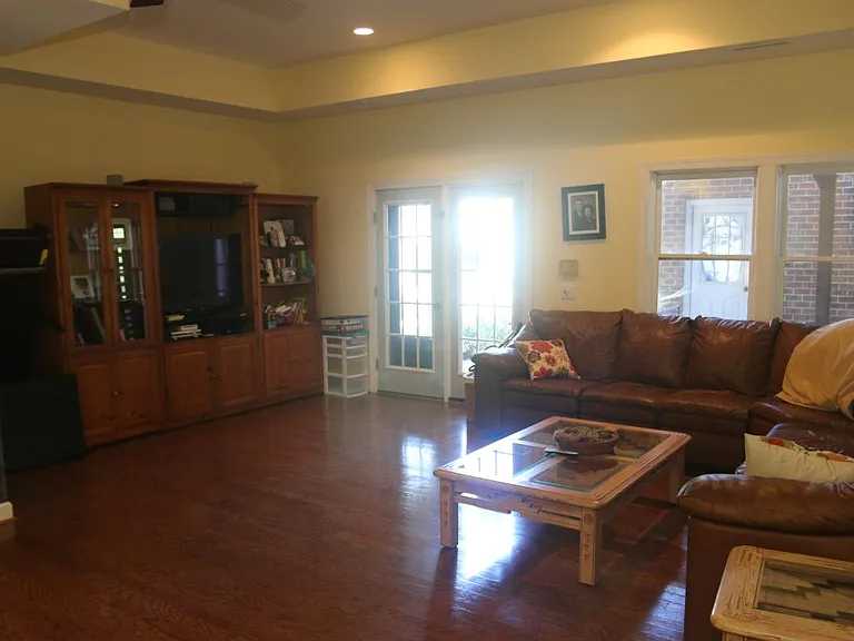 Family Room with 10' trey ceiling downstairs