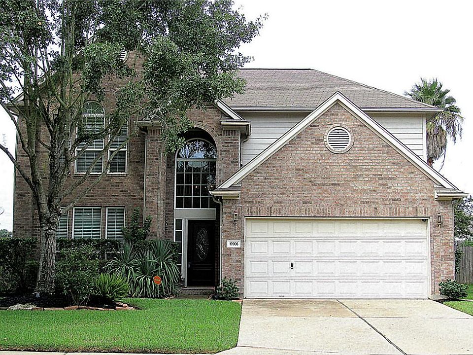1st image of 19906 Ashland Brk