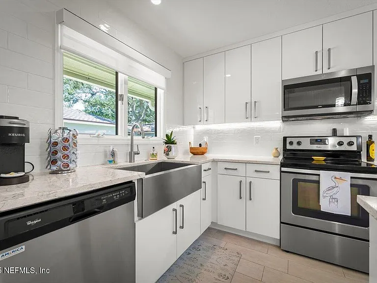 10 Little Bay Harbor Dr — Photo 14