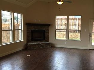 3402 Hunter Glen Dr, Mansfield, TX 76063