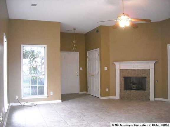2nd image of 9752 Dogwood Manor Dr