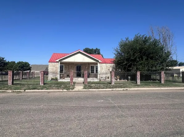 310 Avenue L, Sunray, TX 79086