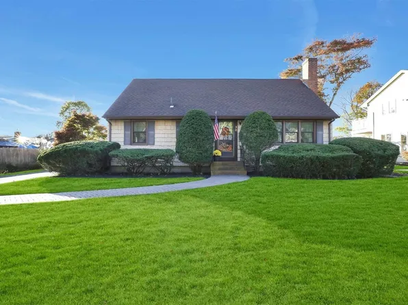 38 Lumur Drive, Sayville, NY 11782