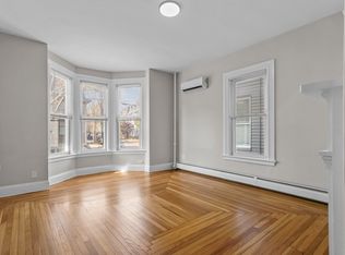 170 Vinton St #1, Providence, RI 02909