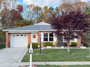 2 Thames Pl, Brick, NJ 08723