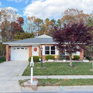 2 Thames Pl, Brick, NJ, 08723