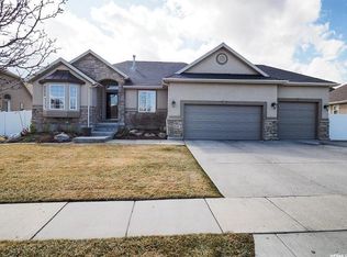 5689 W Mirror Lake Dr, West Jordan, UT 84081