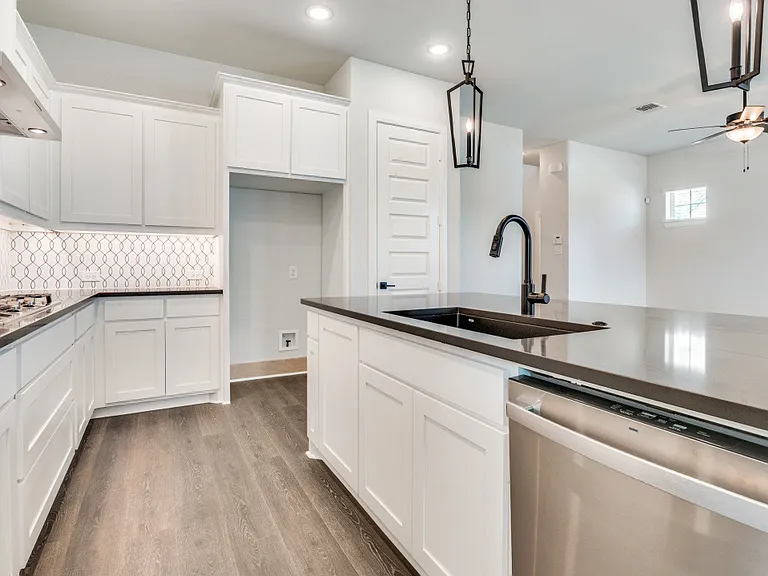 709 Mourning Dove Dr — Photo 20