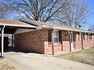 1901 Courtyard Pl, Florissant, MO