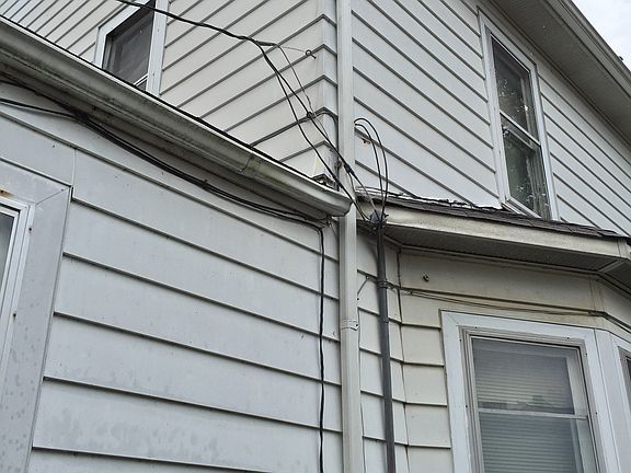 3rd image of 435 N Berwick Ave