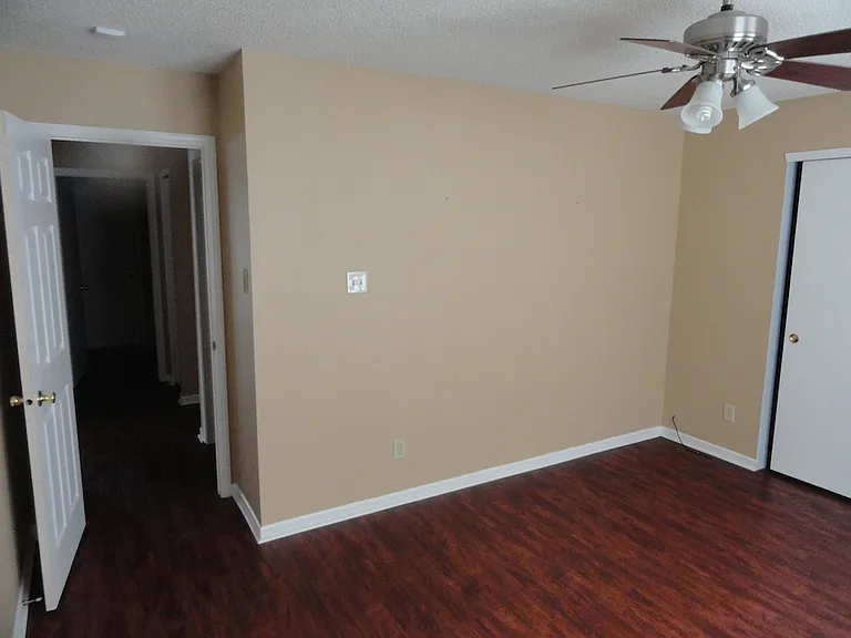 123 Declaration Dr — Photo 6