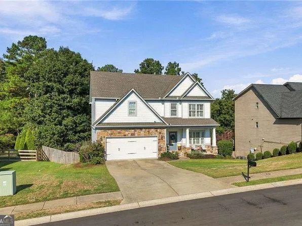 1107 Blankets Creek Dr, Canton, GA 30114