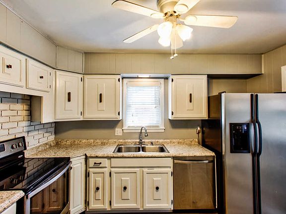 5th image of 4612 Sweetser Ave