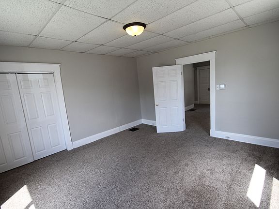 3rd image of 410 Washington Ave #2
