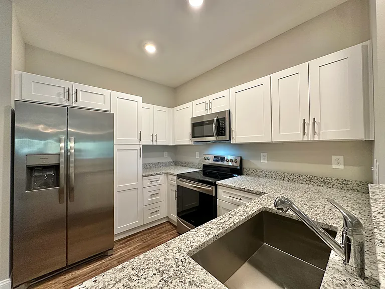 Westbrook Apartments — Photo 53