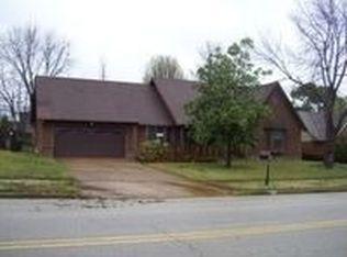 6910 Rockingham Rd, Memphis, TN 38141
