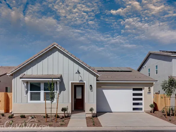 865 Solar Ln, Clovis, CA