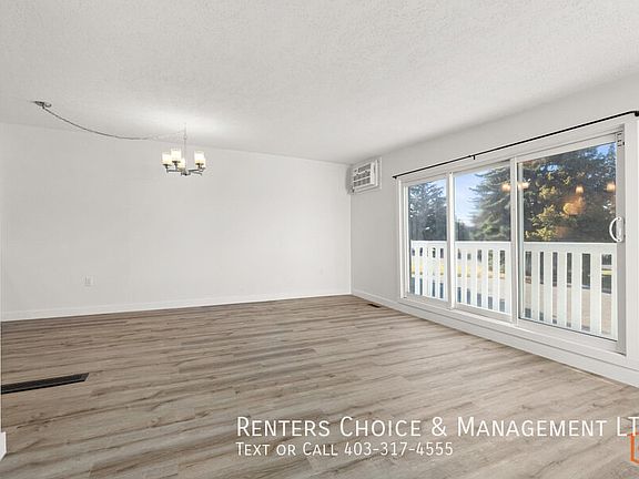 4th image of 2805 Dunmore Rd SE #2