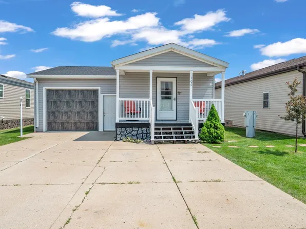 3200 Okoboji Ave Trailer 106, Milford, IA 51351