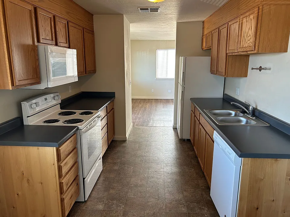 Tabernacle SG Apts, LLC