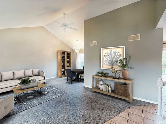 3rd image of 1089 Ironwood Dr