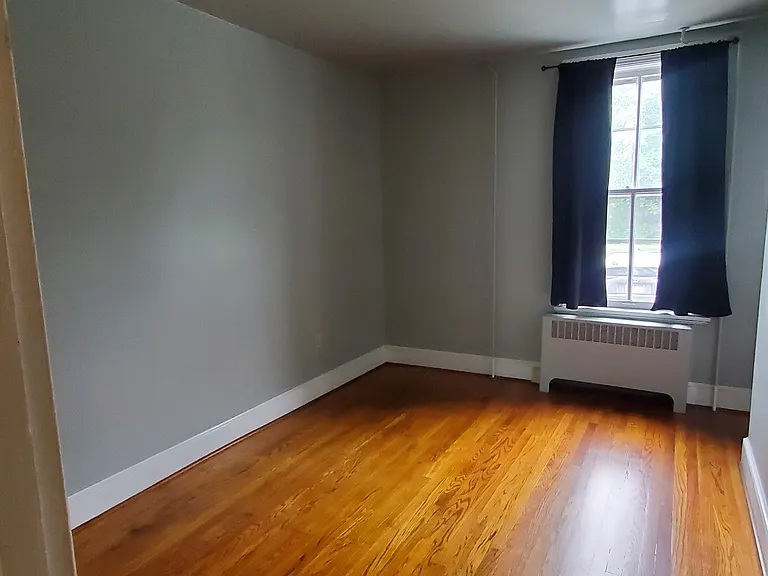 39 W King St #3 — Photo 12