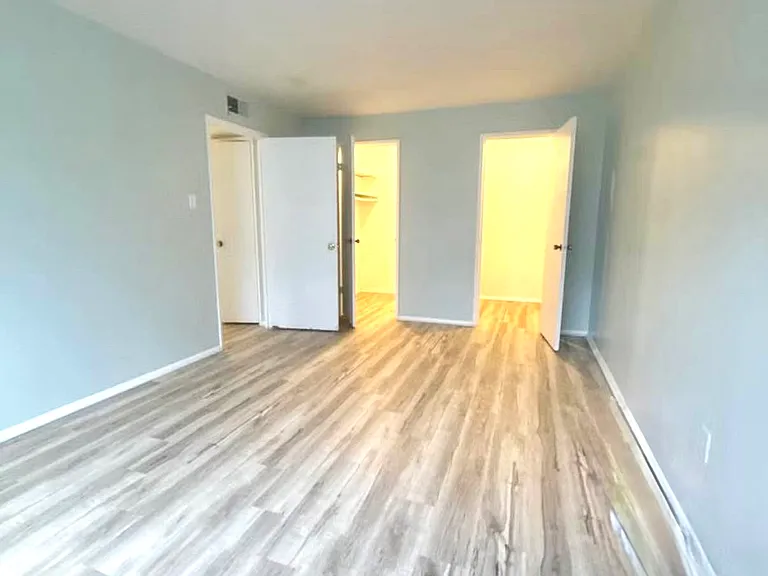 2969 Four Towers Dr #2 — Photo 8