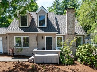 9 Eagle Crest Dr, Lake Oswego, OR 97035