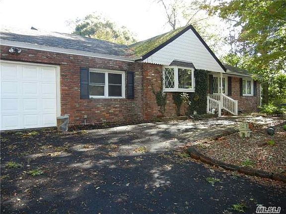5th image of 130 Powell Ct