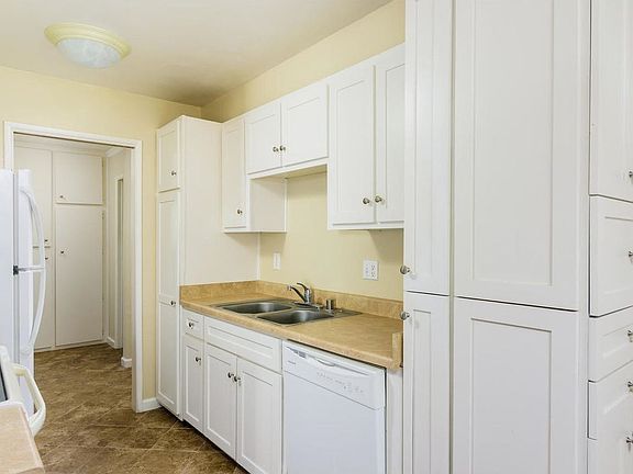 3rd image of 8665 Lake Murray Blvd Unit 5