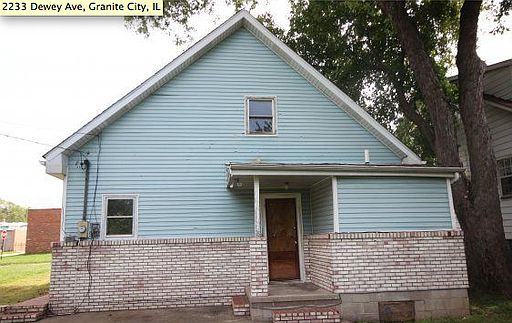 1st image of 2233 Dewey Ave