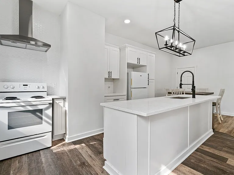 721 Boggs Ave — Photo 18